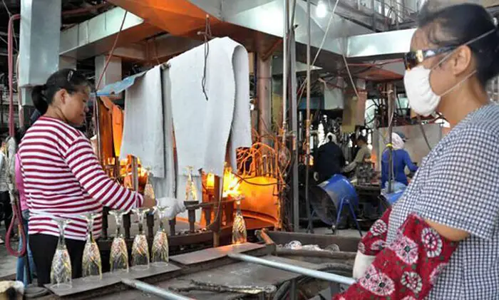 Khám phá Nhà máy sản xuất thủy tinh ở Việt Nam - Đòn bẩy cho ngành công nghiệp phụ trợ